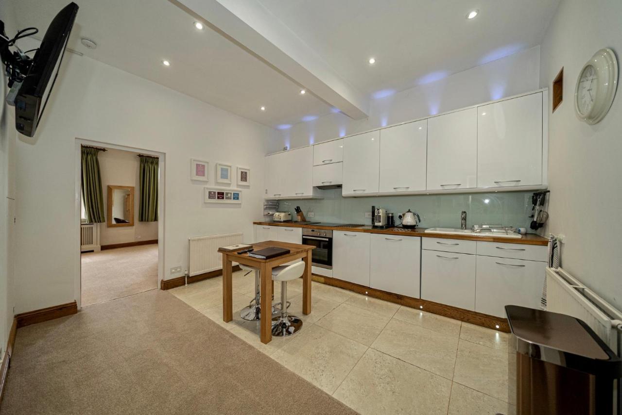 Serviced Apartments Macclesfield Exterior foto